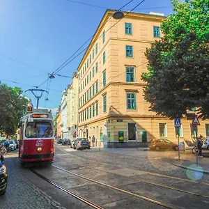  Hostel Dormitory Avusturya