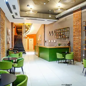 Arc 3* Tirana